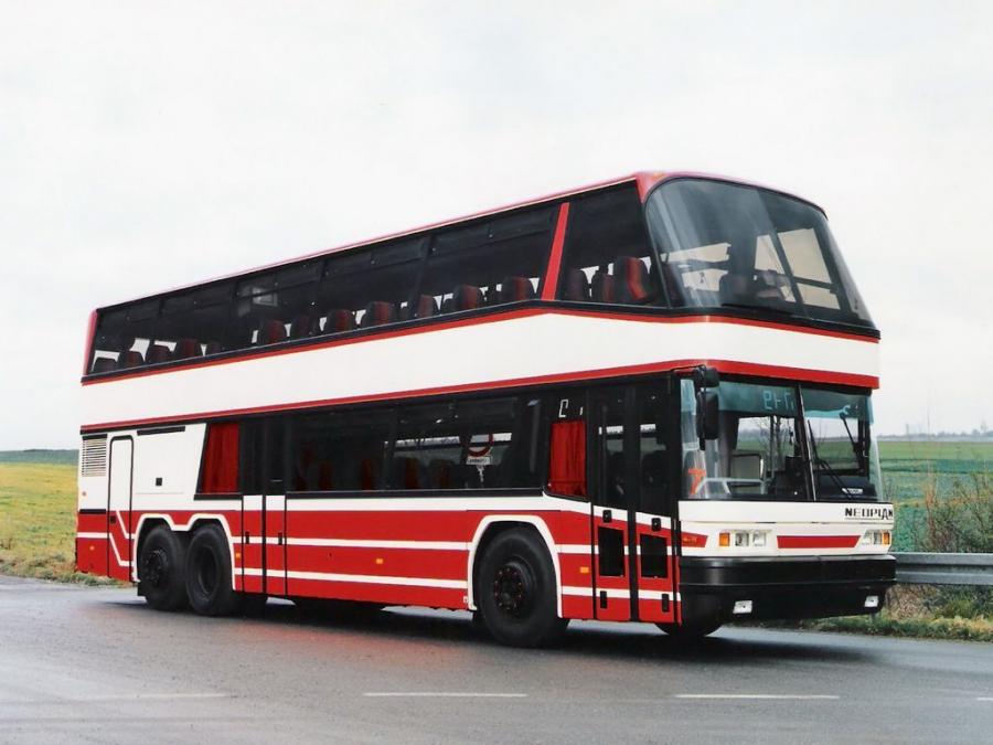  Neoplan Skyliner (N122/3) 1987 года  (фото 2 из 2)